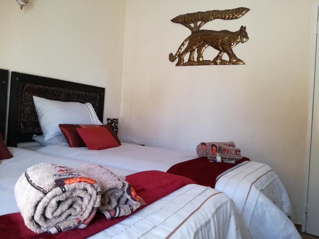 All Over Africa Guest House Kempton Park Esterno foto