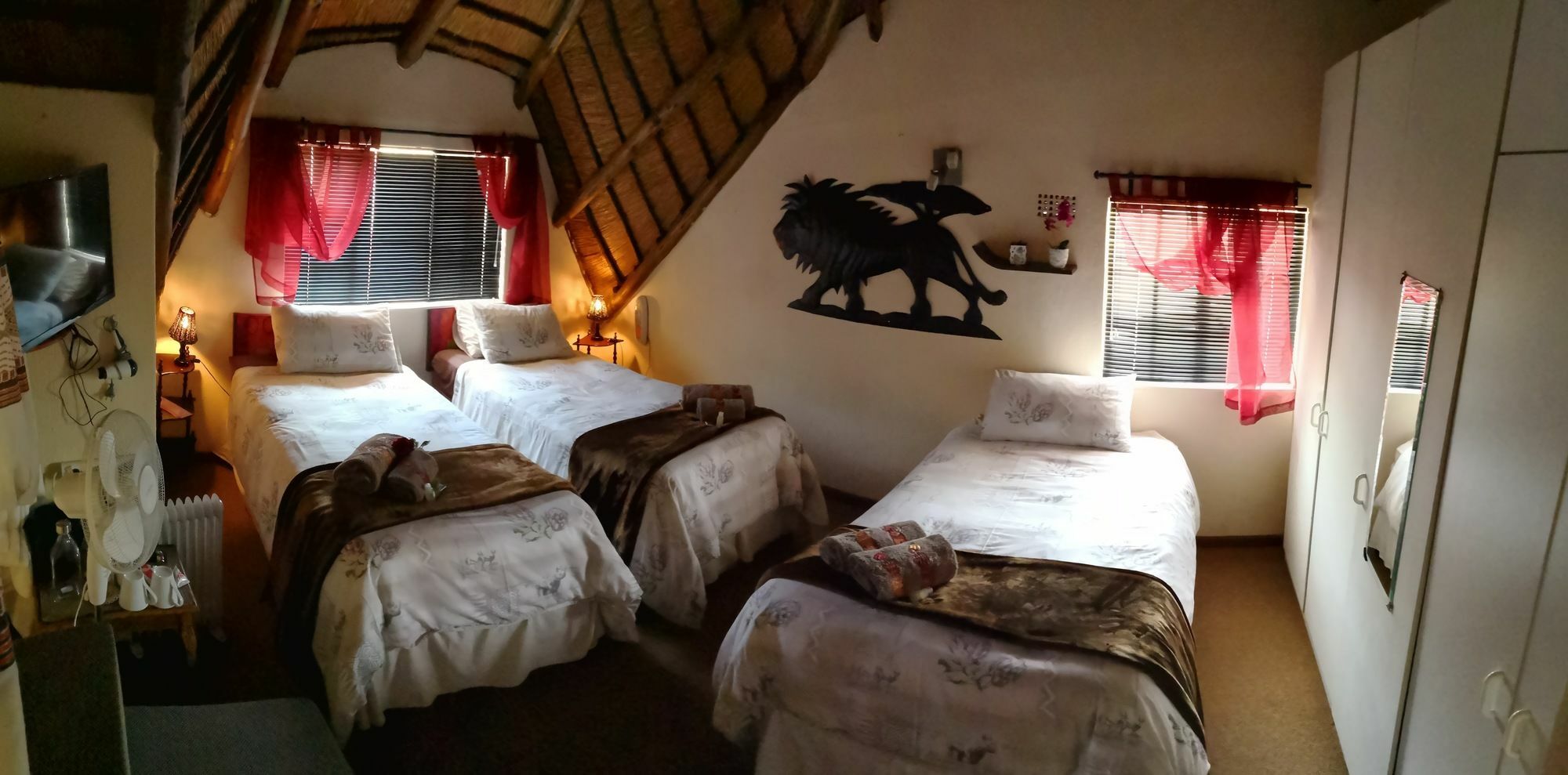 All Over Africa Guest House Kempton Park Esterno foto