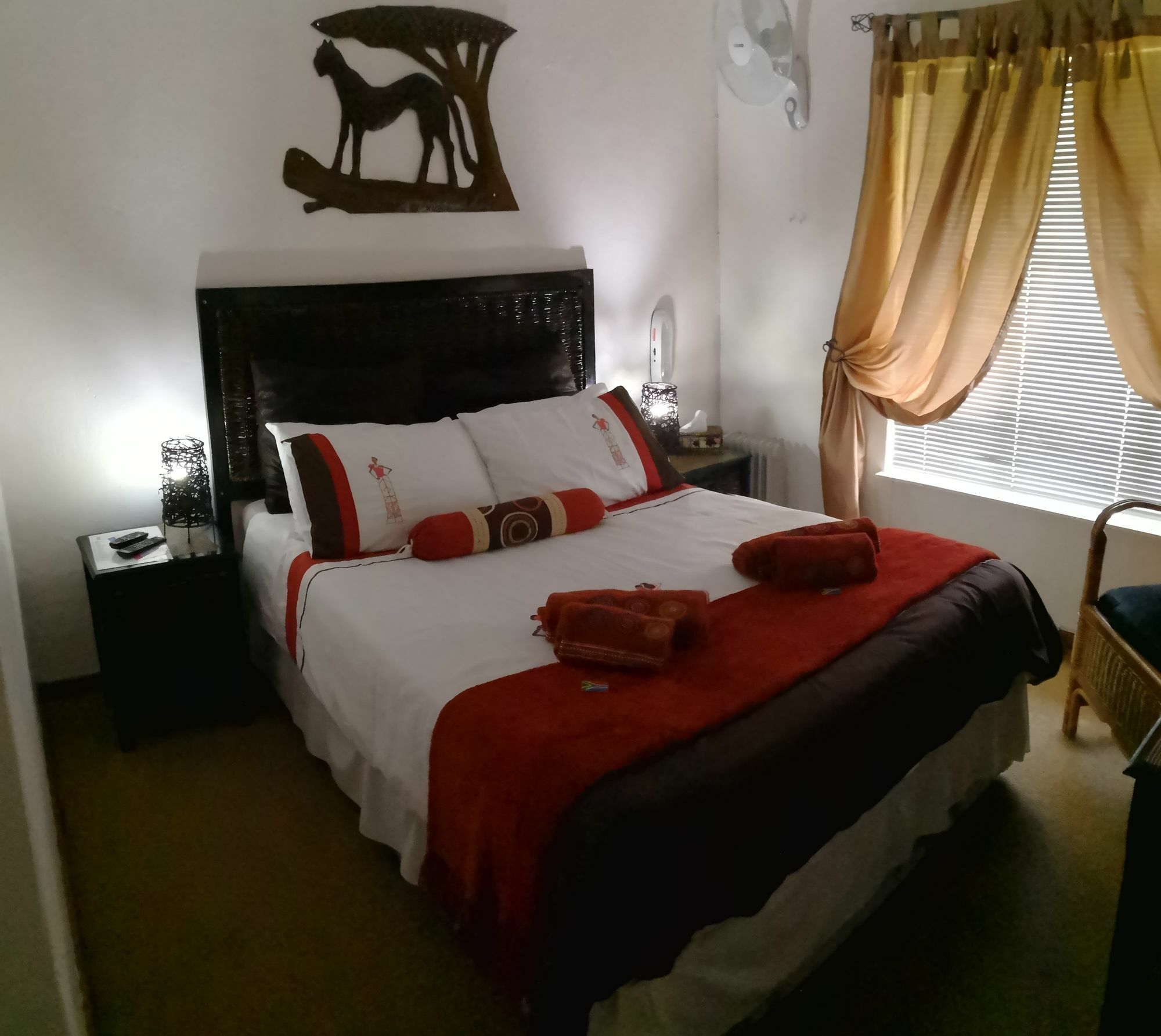 All Over Africa Guest House Kempton Park Esterno foto