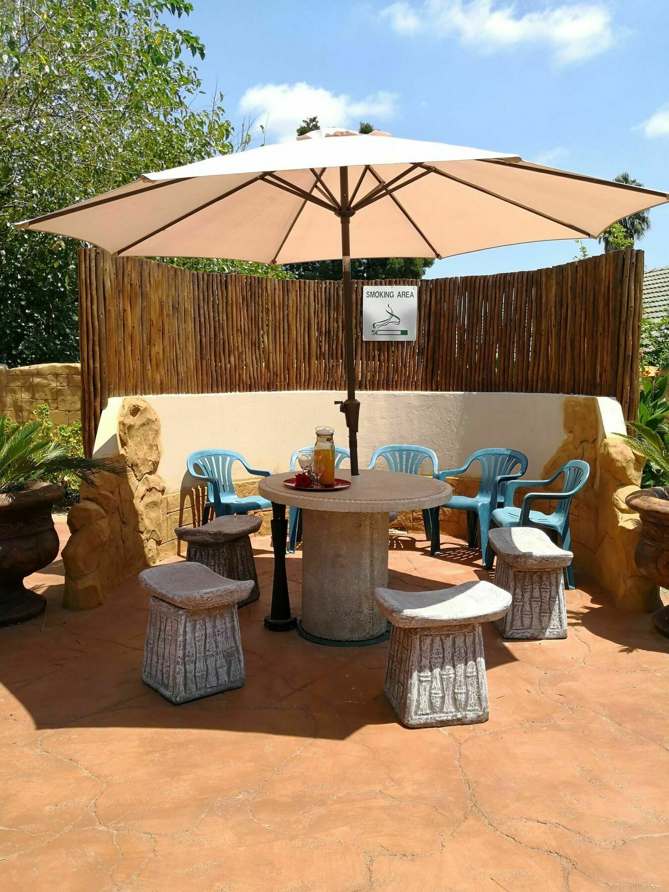 All Over Africa Guest House Kempton Park Esterno foto