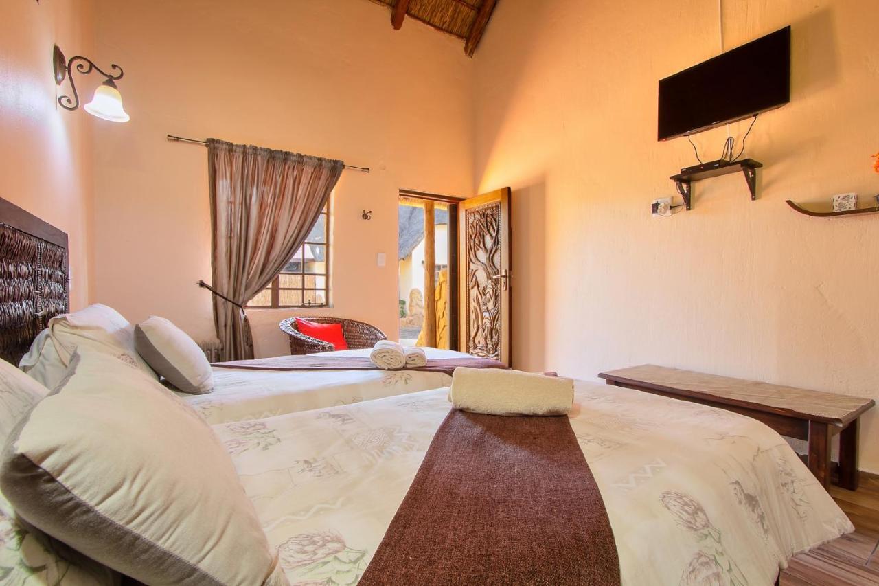 All Over Africa Guest House Kempton Park Esterno foto