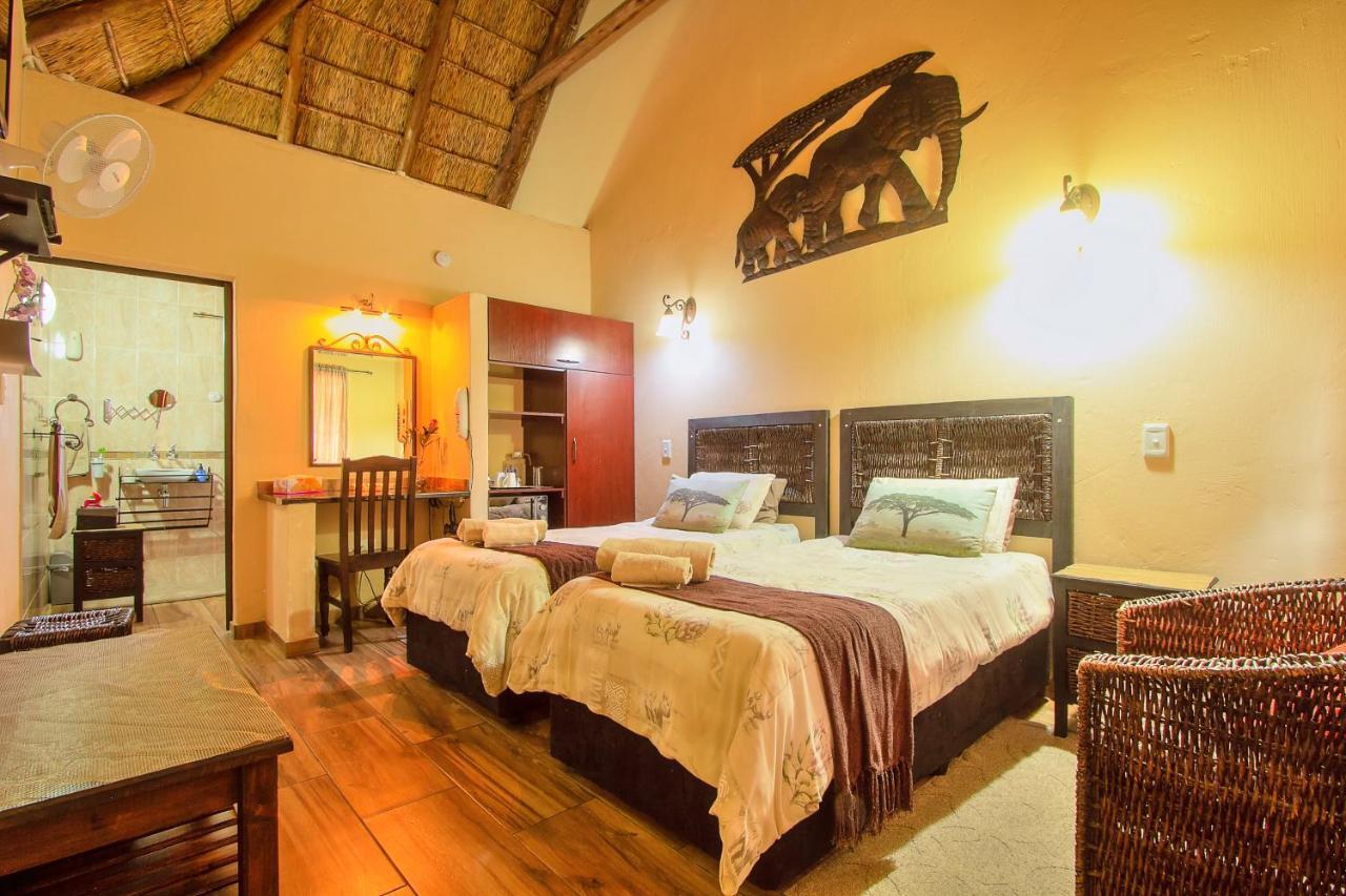All Over Africa Guest House Kempton Park Esterno foto