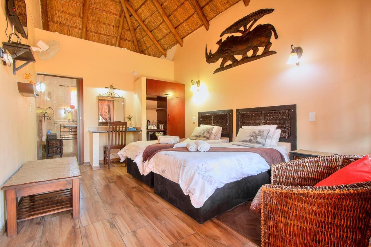 All Over Africa Guest House Kempton Park Esterno foto